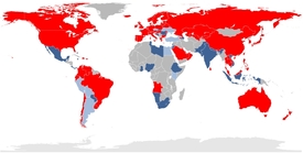 Červeně jsou označeny státy, ve kterých je LTE v komerčním provozu. Tmavě modrou mají země, kde je síť LTE instalována nebo plánována.