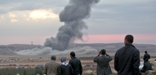 Syrské město Kobani je centrem bojů Kurdů a Islámského státu.