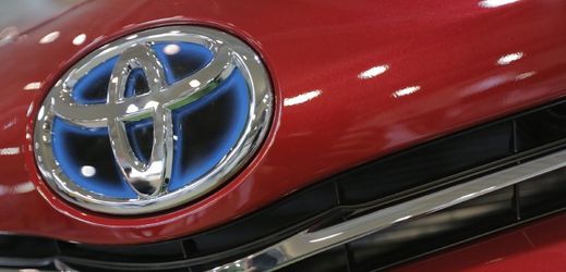 Japonská Toyota si udržela vedoucí postavení mezi světovými automobilkami.