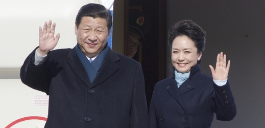 Čínský prezident Si Ťin-pching a jeho manželka Pcheng Li-jüan.