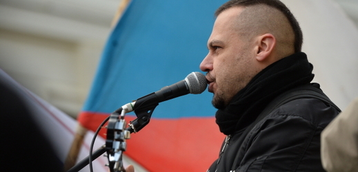 Tomáš Ortel, zpěvák, frontman a textař kapely Ortel.