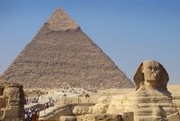 Velká pyramida (též známá jako Cheopsova) v Gíze.
