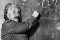  Albert Einstein.